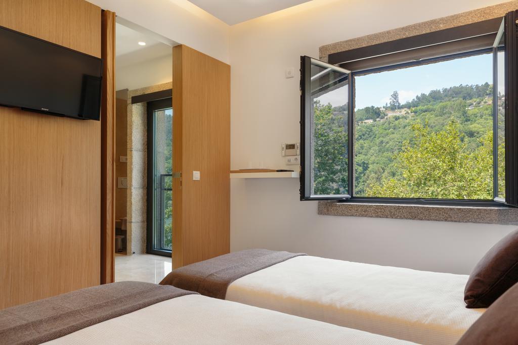 Douro Green Guest House Castelo de Paiva Room photo